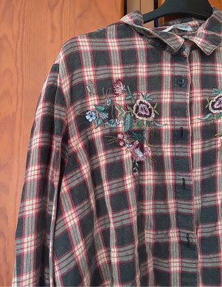 Camisa de Cuadros con Bordados Lefties