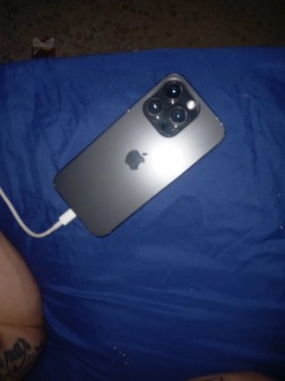 iPhone Apple
