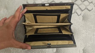 Cartera Louis Vuitton Negra Charol