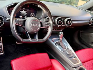 Audi TT 2015