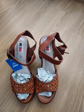 Sandalias Mustang Marrones Talla 41