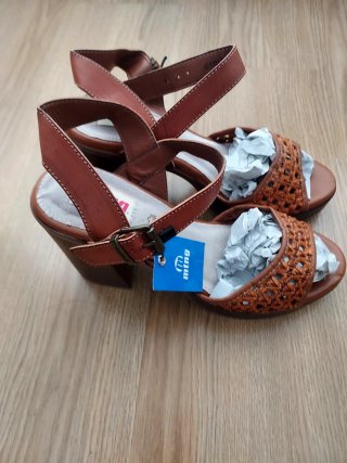 Sandalias Mustang Marrones Talla 41