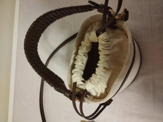 Bolso bombonera beige y marrón