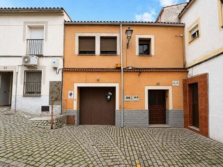 Edificio en venta en Ciudad Monumental en Cáceres