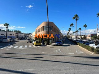 Oficina en alquiler en Polígonos - Recinto Ferial Cortijo de Torres en Málaga