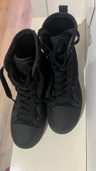 Botas altas negras