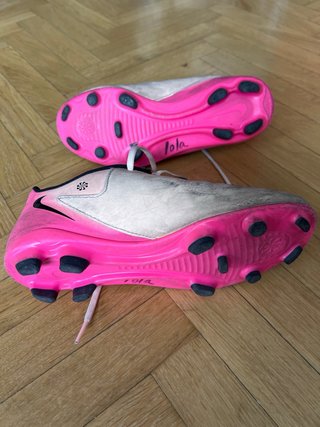 Botas de fútbol Nike talla 36