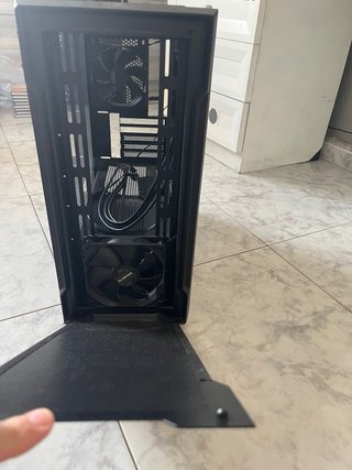 Gabinete Gigabyte C102 Glass