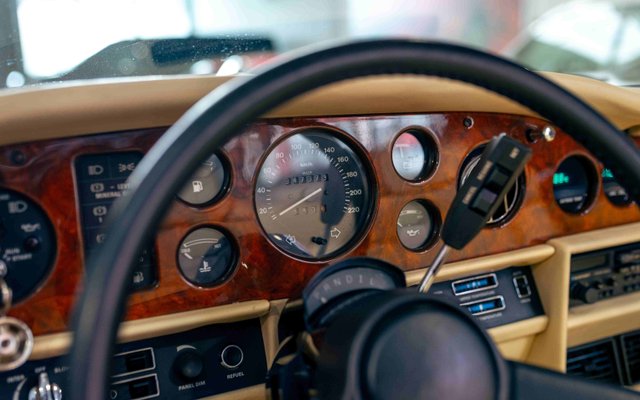Rolls Royce Corniche I 1985 Cabrio