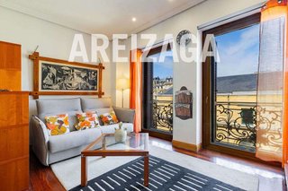 Piso en venta en Centro en San Sebastián-Donostia