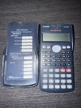 Calculadora Científica Casio fx-82MS