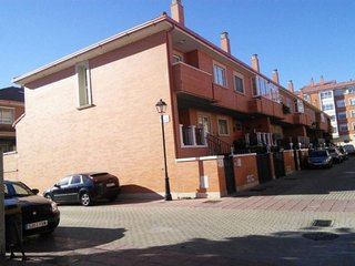 Casa adosada en venta en Laguna de Duero