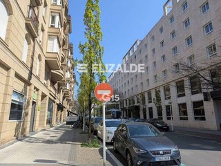 Garaje en venta en El Antiguo en San Sebastián-Donostia