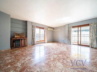 Piso en venta en Ensanche - Diputación en Alicante