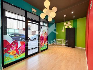 Local comercial en venta en Eixample en Prat de Llobregat, El