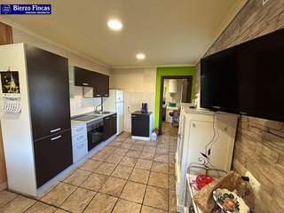 Chalet en venta en Villasabariego