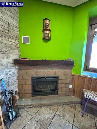Chalet en venta en Villasabariego