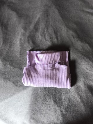 Jersey Bershka Cuello Alto Corto Lila Talla S