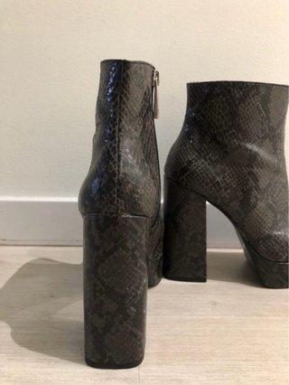 Botines Zara Animal Print