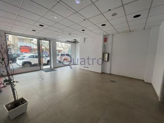 Local comercial en venta en La Chantría - La Lastra en León