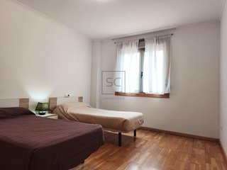 Piso en venta en Ares