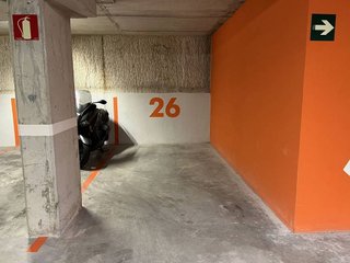 Garaje en alquiler en Sants en Barcelona