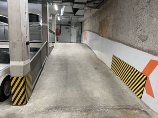 Garaje en alquiler en Sants en Barcelona