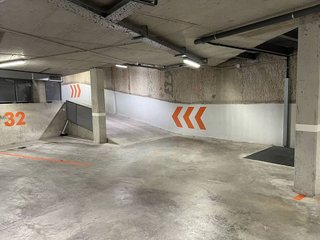 Garaje en alquiler en Sants en Barcelona