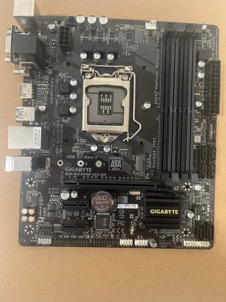 Placa Base Gigabyte GA-B250M-DS3H