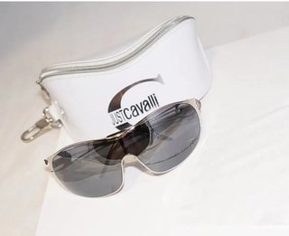 Gafas de sol Just Cavalli con estuche