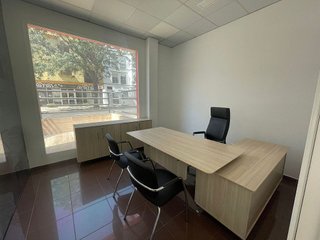 Oficina en alquiler en Carranque - Haza Cuevas en Málaga