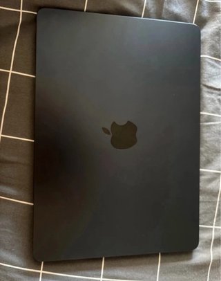 MacBook Air M2