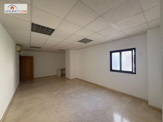 Oficina en alquiler en Avenida de las Ciencias en Sevilla
