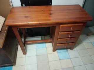 Escritorio y mesilla madera maciza