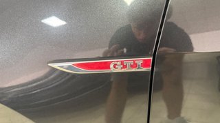 Volkswagen Golf GTI 2.0 TSI 220CV BMT