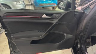 Volkswagen Golf GTI 2.0 TSI 220CV BMT