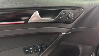 Volkswagen Golf GTI 2.0 TSI 220CV BMT