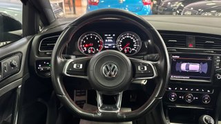 Volkswagen Golf GTI 2.0 TSI 220CV BMT