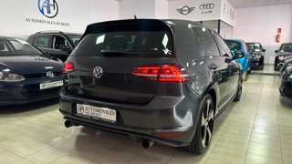 Volkswagen Golf GTI 2.0 TSI 220CV BMT