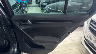 Volkswagen Golf GTI 2.0 TSI 220CV BMT