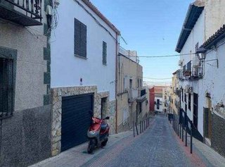 Chalet en venta en Ctra. Circunvalación - La Magdalena en Jaén