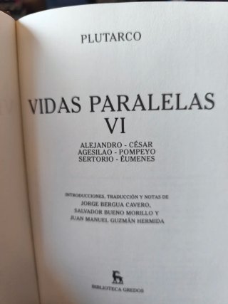 Plutarco: Vidas paralelas. Gredos.