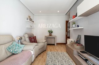 Piso en venta en Gros en San Sebastián-Donostia