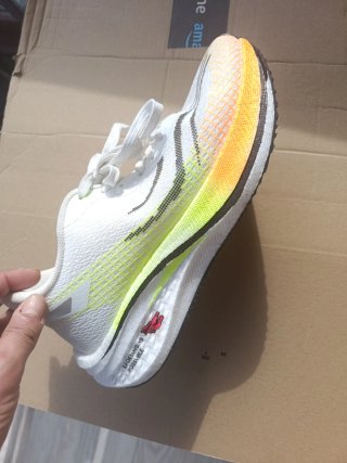 Zapatilla Deportiva Mujer Naranja y Blanca
