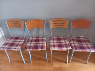 Set de 4 sillas de comedor en perfecto estado