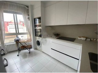 Piso en venta en Centro en Ourense