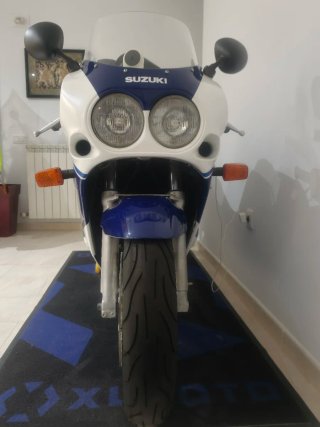 Suzuki GSX R 750 1990