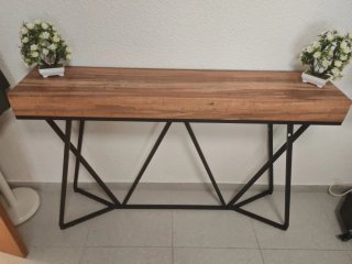 Consola Estilo Industrial