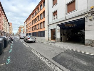 Local comercial en venta en Coronación en Vitoria-Gasteiz