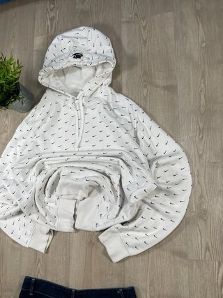 Sudadera Nike Blanca con Logo